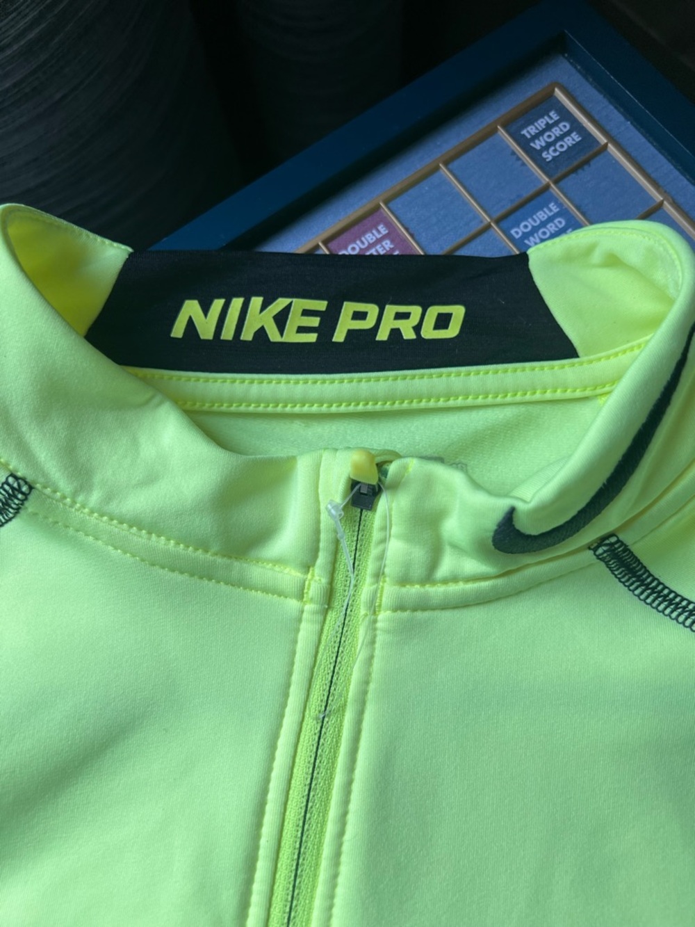 Nike Pro Neon Yellow Athletic Top with Contrast Stitching mens size L - Picture 4 of 9